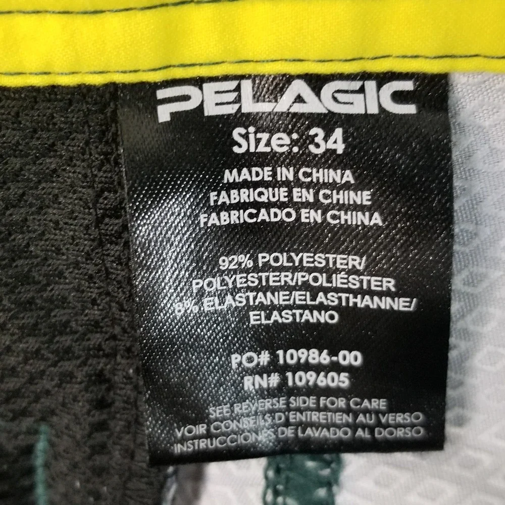 Pelagic Board Shorts Mens 34 Green Sharkskin Fishing Swim Trunks Fish Print